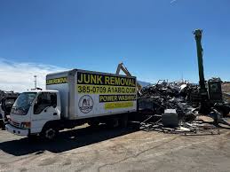 Best Commercial Junk Removal  in Poseyville, IN
